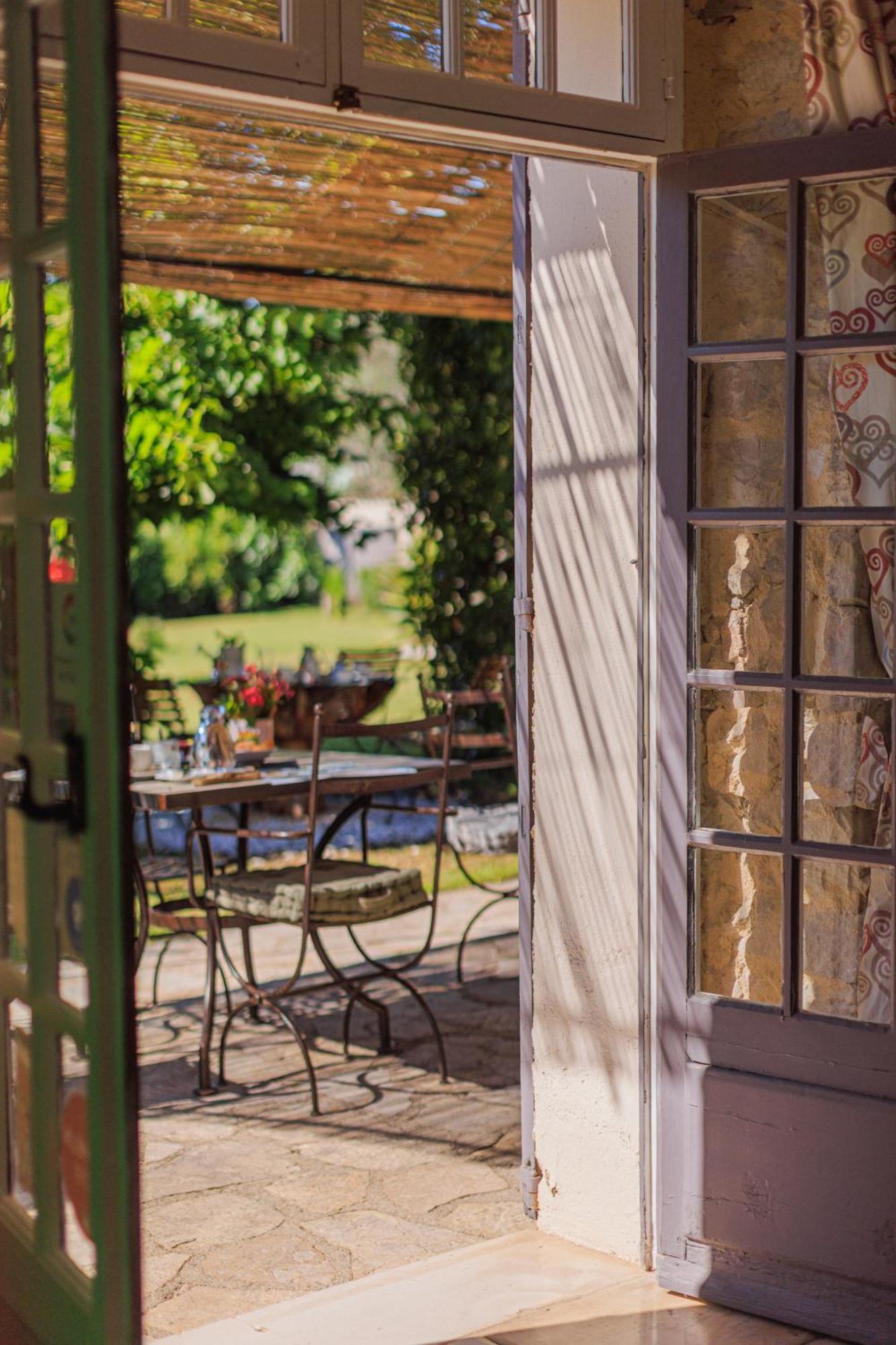 Hotel Du Clos Le Rouret Exterior photo