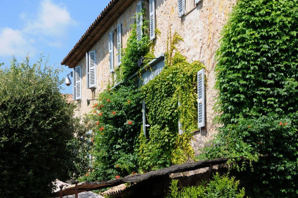 Hotel Du Clos Le Rouret Exterior photo